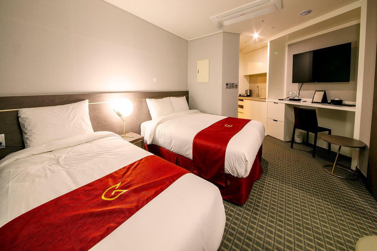 Golden Tulip Essential Namgang Hotel Jinju Ngoại thất bức ảnh