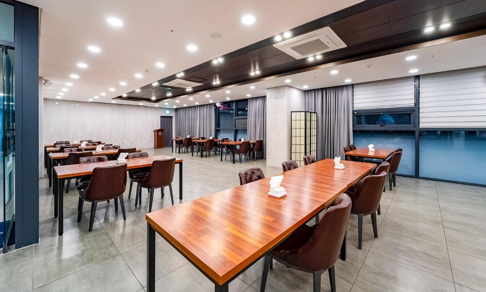 Golden Tulip Essential Namgang Hotel Jinju Ngoại thất bức ảnh