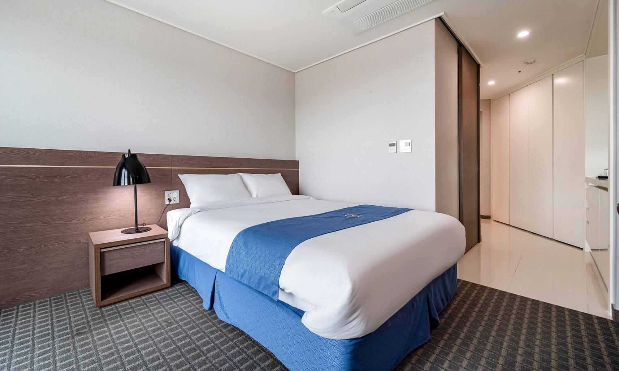 Golden Tulip Essential Namgang Hotel Jinju Ngoại thất bức ảnh